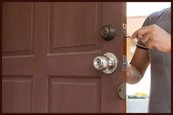 Lincoln Locksmith Service Lincoln, RI 401-249-9244 Lincoln Locksmith Service Lincoln, RI 401-249-9244 - zip-01